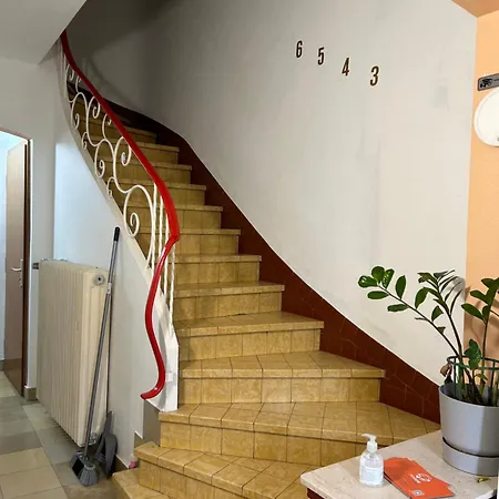 Kapsül Otel A Niederkorn Differdange