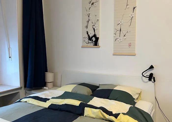 胶囊旅馆 A Niederkorn *